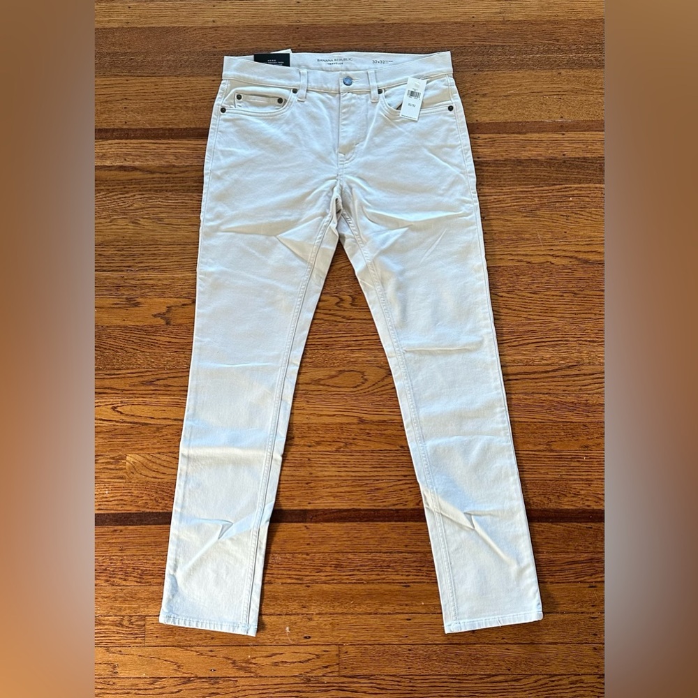 Banana Republic Traveler Pants NWT